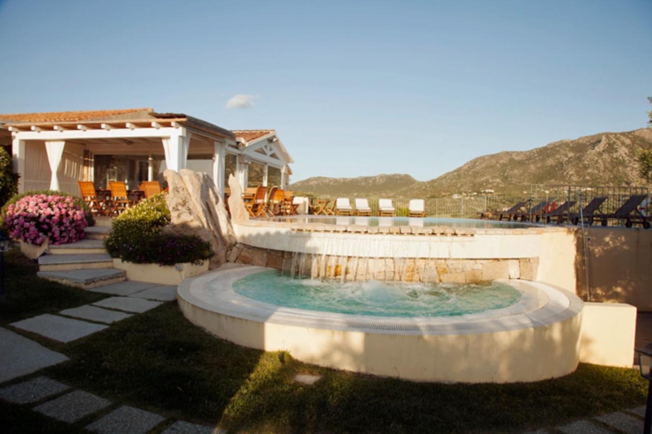 Cento Ulivi B&B Golfo Aranci Exterior foto